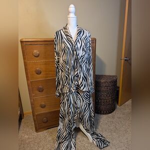 Simply Vera VERAWANG Beige Black Tiger Stripe Softy Women's Pajama Set XXLT